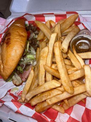 Torta de carne asada w/fries