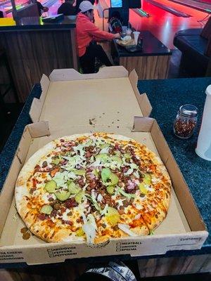 Hamburger pizza