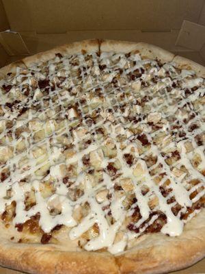 chicken bacon ranch pizza