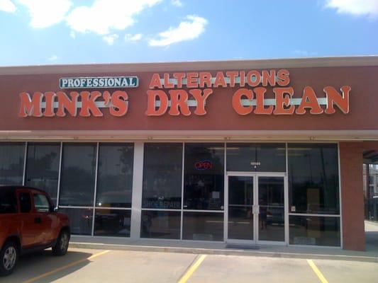 Mink's Dry Clean & Professional Alterations