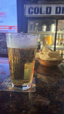 Nice selection on draft beers   Modelo, corona, xx lager, pacifico $3.99