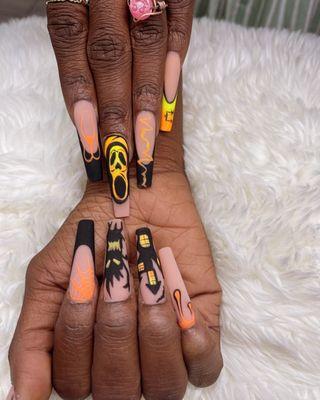 Custom Nails