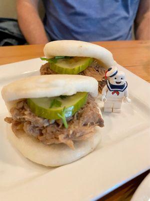 Steamed buns