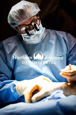 Summit Center is home to Northern Arizona Orthopaedics a multi-specialty practice caring for the back, hip, shoulder, knee, hand and foot.