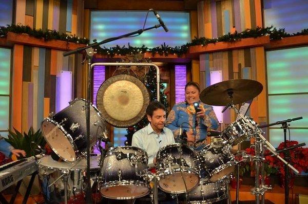 EUGENIO DERBEZ Y LOS MORA ARRIAGA EN DESPIERTA AMERICA POR UNIVISION!!!