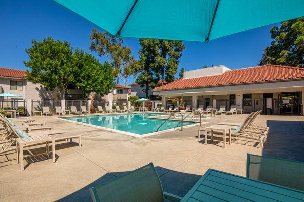 Pool at Shadowridge Woodbend Apartments