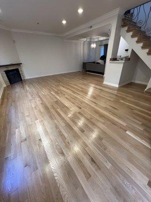 Decades Flooring