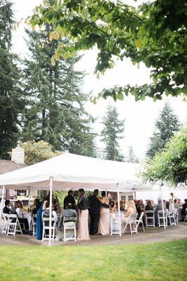 The tent looked great outside of the log cabin. Photo by Kirsten Marie Photograph