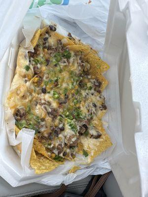 Brisket nachos (to go)