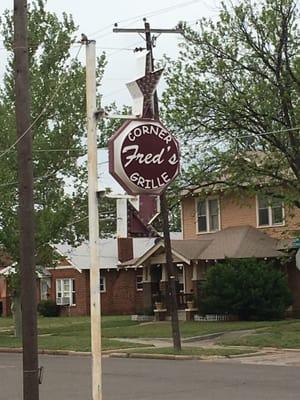 Signage for Fred's Corner Grille in Vernon Texas.