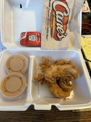 3 Chicken Fingers & Cane's Sauce