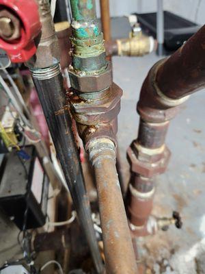 Cooper pipe rust and leaking at gas line