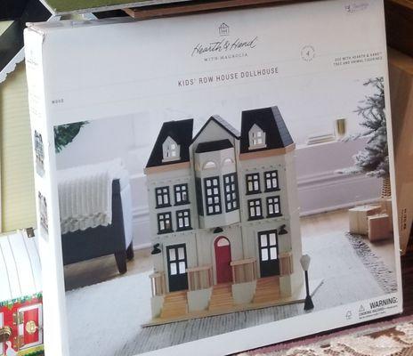 Build yourself dollhouse kit.