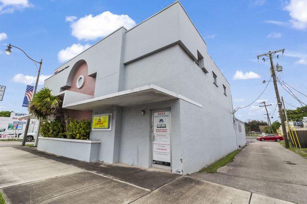 Commercial Space for Lease in Hollywood, Florida