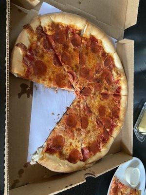 Pepperoni pizza