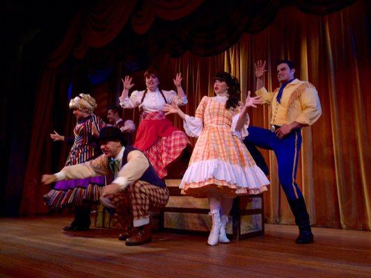 Hoop-Dee-Doo Revue.