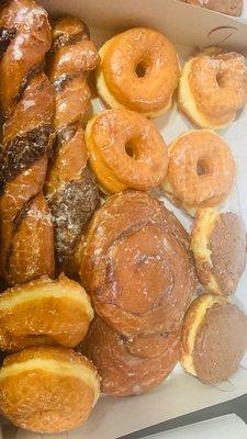 1 Dozen Mixed Donut