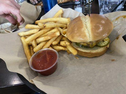 Juicy Lucy with Fries