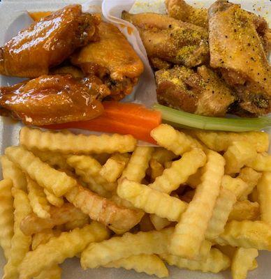 10PC Combo Half Mild, Half Lemon Pepper.