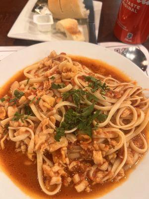 Lunch Linguini with Red Clam Sauce