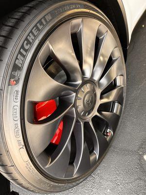 Tesla Y 21" wheel after