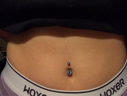 Belly piercing done by Pesci