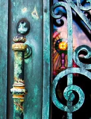 Details of a mausoleum