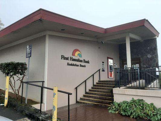 First Hawaiian Bank Kealakekua Branch