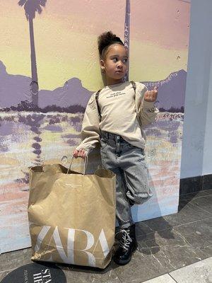 Waiting in line at Zara