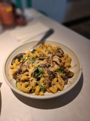 Roasted Chicken & Mushroom Cavatappi