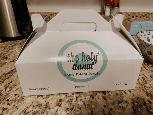 Donut box