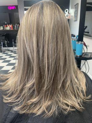 Highlights with toner and layered cut