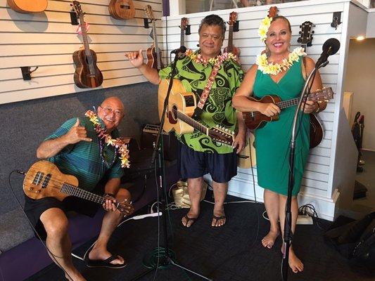 Hawaii musician & ukulele player Christy Leina'ala Lassiter and her friends helped with the Grand Opening celebration.