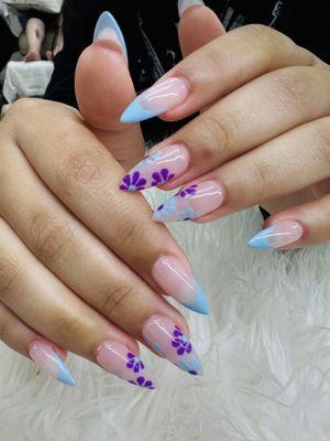 Crystal Nails & Spa