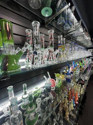 Bongs, glass pipes, different sizes