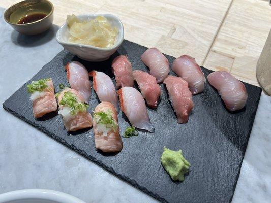 Chefs sampler nigiri