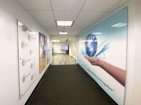 We decorate office environments, propagating creativity and causing a positive impression.