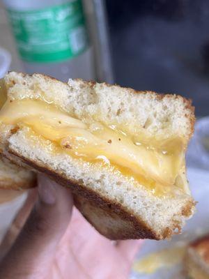 The best grilled cheese everrrrr