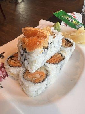 Sweet potato tempura roll - more tempura than sweet potato - decent