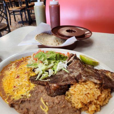 Classic Carne a la tampiquena with homade corn Tortillas.