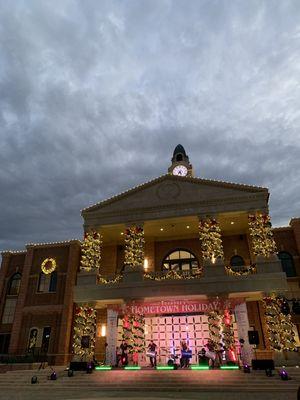 City hall lit up for Christmas