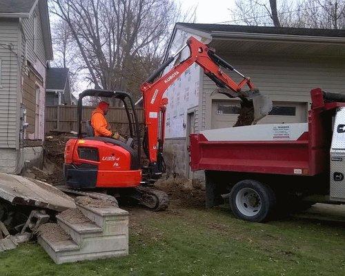 J.L. Warner Dump Truck, Tractor & Backhoe Service can efficiently and safely dig up crocks and do site development on your property.