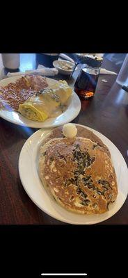 Wild rice in the pancakes? Yes, even though we have never heard of it but we still loved it