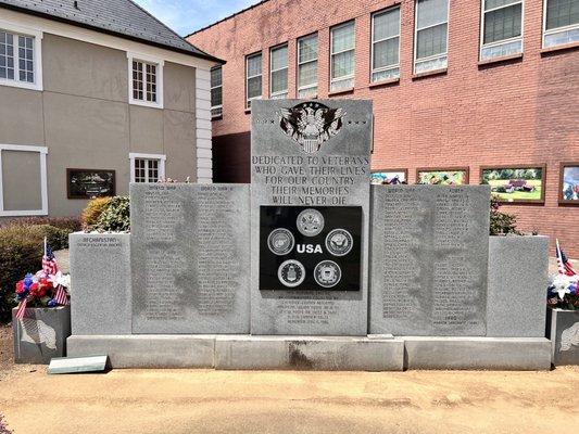 Veteran memorial