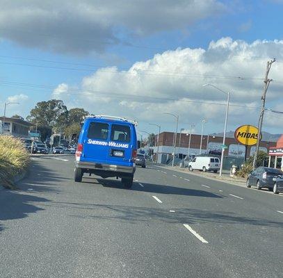 Running red lights in Millbrae same van.