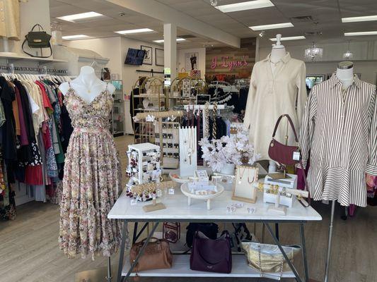 Accessory table in front of store