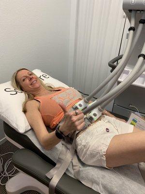 Client in Sculpsure session