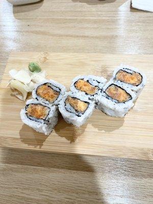 Crunchy salmon roll