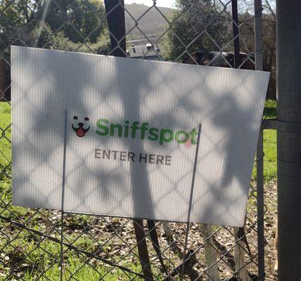 We are also home to the "Hillside Meadow" Sniff Spot (Private dog park for rent by the hour) 
       https://www.sniffspot.com/to/ze0j8