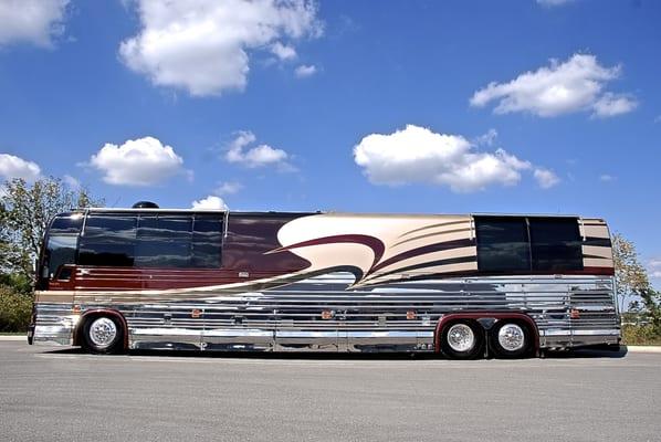 2002 Prevost XLII Liberty Coach